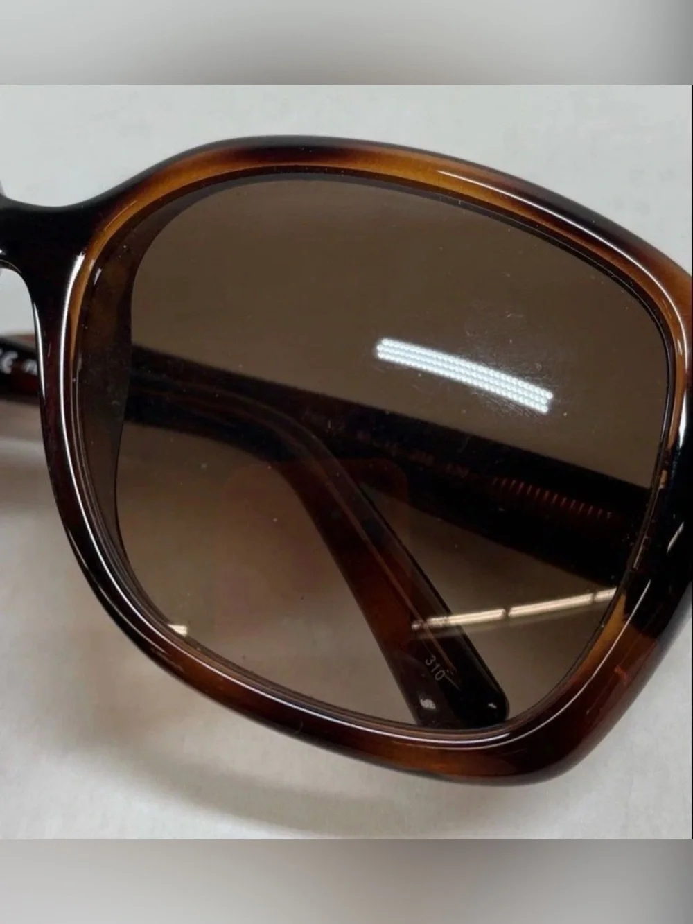 Authentic Fendi Brown Tortoise Oversized Sunglasses FS5227